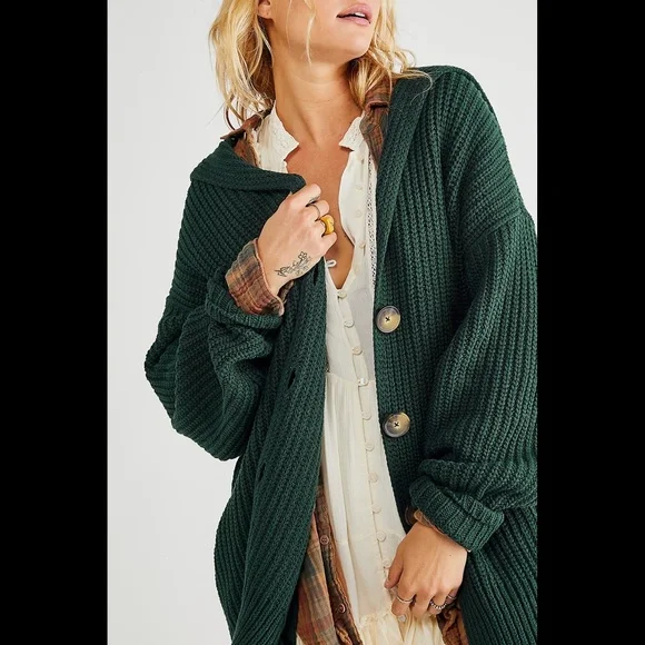 Free People Swim Too Deep Cardi in Deepest Spruce - Picture 2 of 10